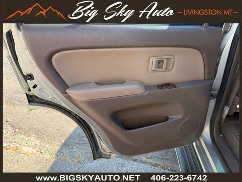 Used 1999 Toyota 4Runner Limited RWD image 16