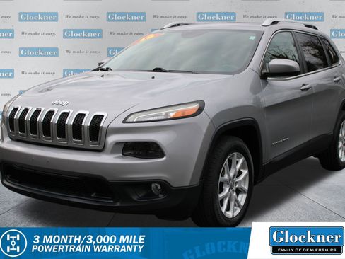 Used 2016 Jeep Cherokee Latitude image 1