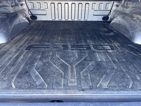 Used 2023 Ford F150 Lariat image 18