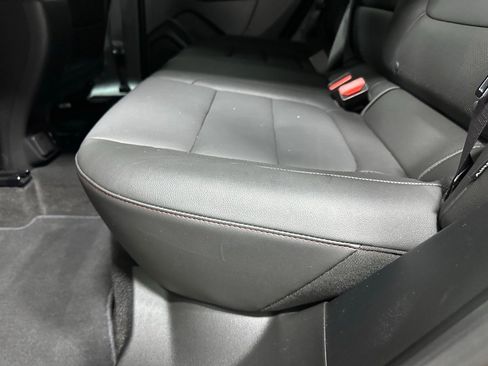 Used 2024 Chevrolet TrailBlazer RS w/ Convenience Package image 43