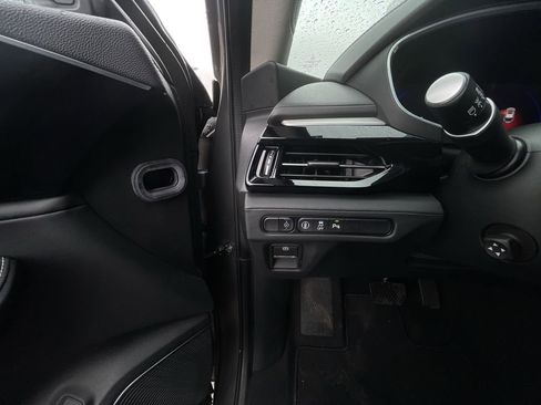 Used 2024 Acura MDX SH-AWD w/ Technology Package image 17