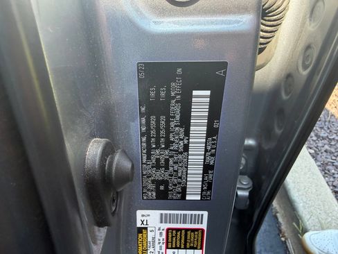 Used 2023 Toyota Highlander Platinum FWD image 8