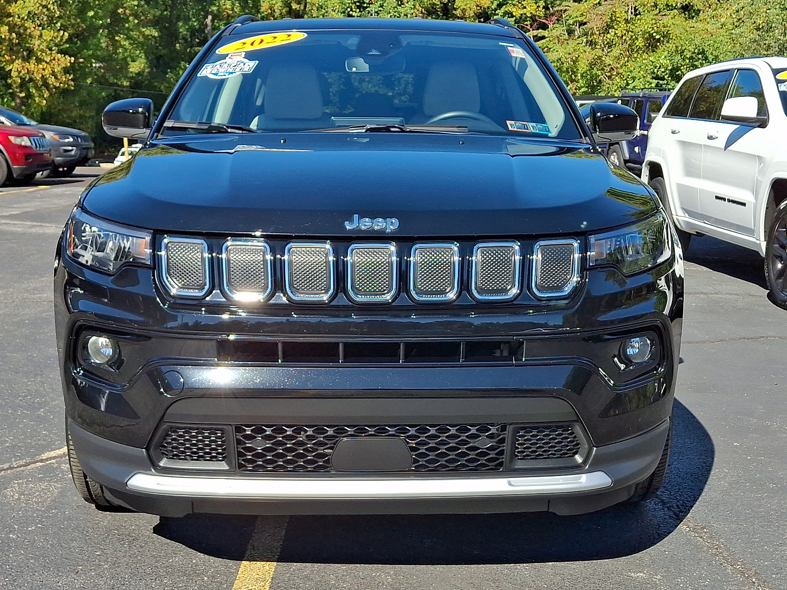 Certified 2022 Jeep Compass Limited AWD/4WD image 2