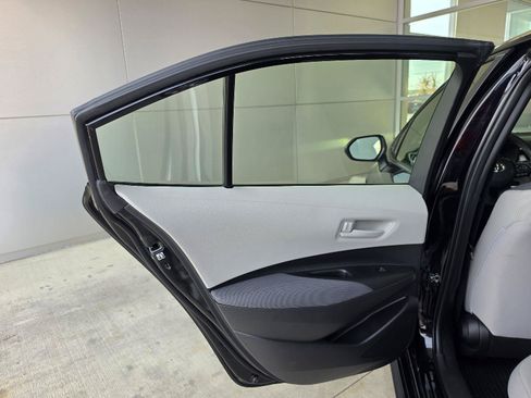 Used 2024 Toyota Corolla LE FWD image 16