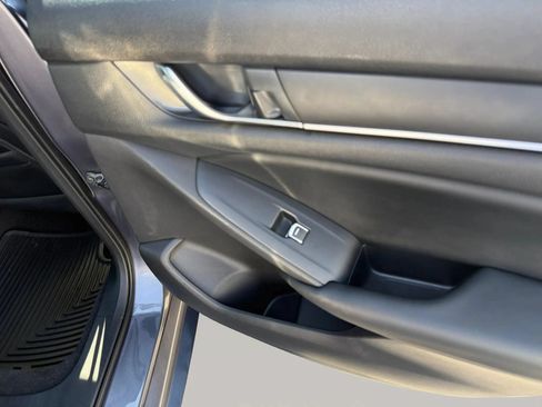 Used 2018 Honda Accord Sport image 35