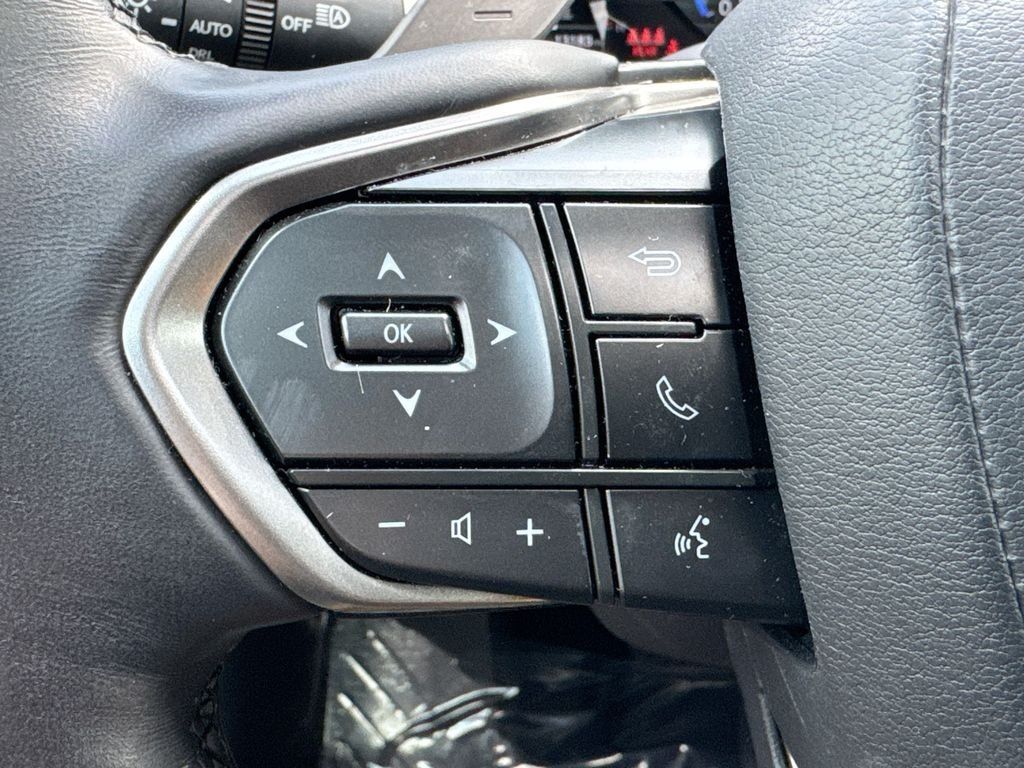 Used 2025 Lexus RX 350 Premium w/ Accessory Package (Z1) FWD image 22