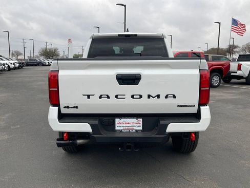 New 2026 Toyota Tacoma TRD Off-Road image 6