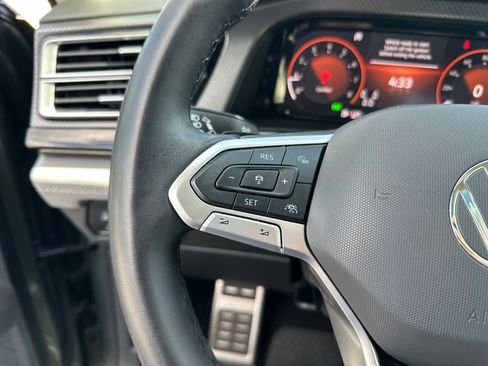 Certified 2024 Volkswagen Atlas Peak Edition SE AWD/4WD image 20