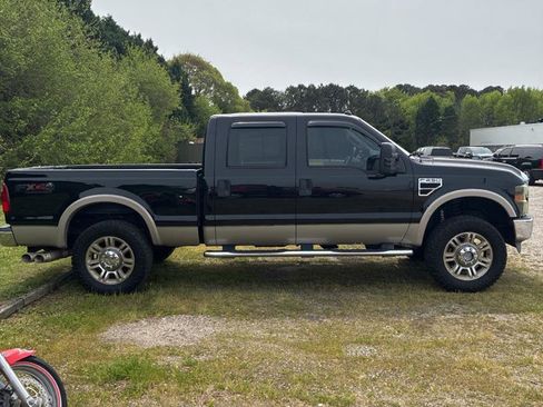 Used 2009 Ford F250 Lariat image 7