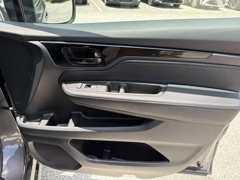 Used 2022 Honda Odyssey Touring image 14