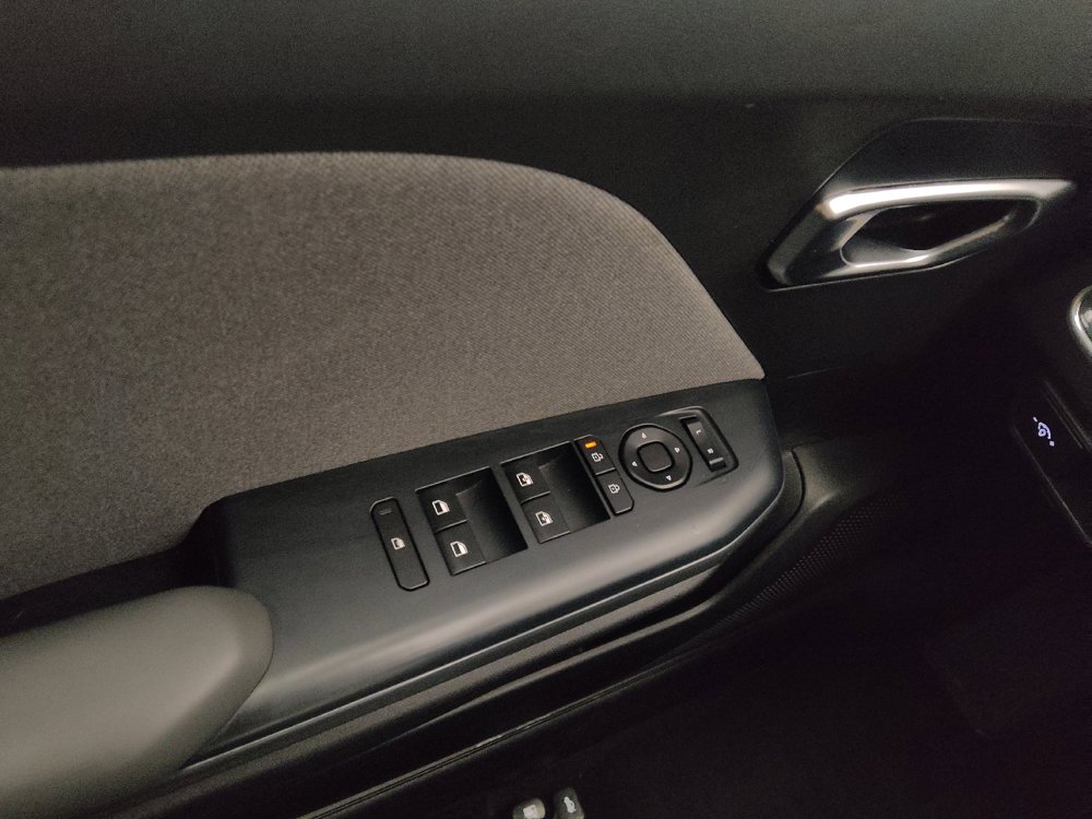 Used 2025 Kia K4 EX FWD image 27