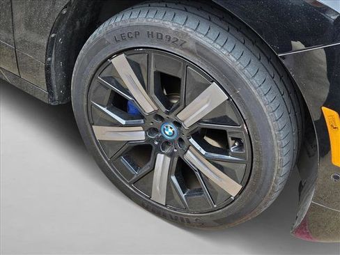 Certified 2023 BMW iX xDrive50 w/ Sport Package image 4