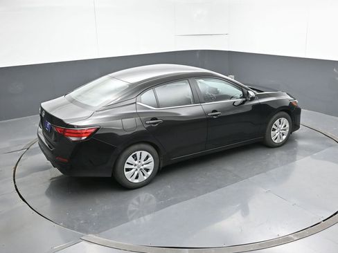 Used 2025 Nissan Sentra S FWD image 49