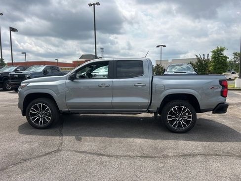 Used 2025 Chevrolet Colorado Z71 w/ Technology Package image 6