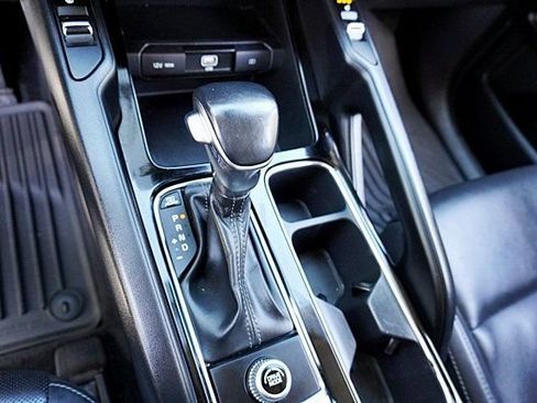 Used 2021 Kia Telluride S FWD image 32