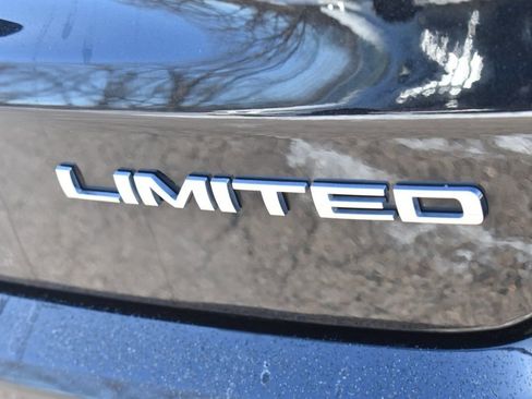 Used 2022 Jeep Compass Limited image 18