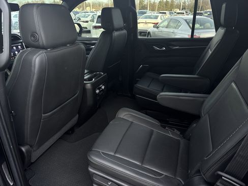 Used 2021 GMC Yukon Denali image 22