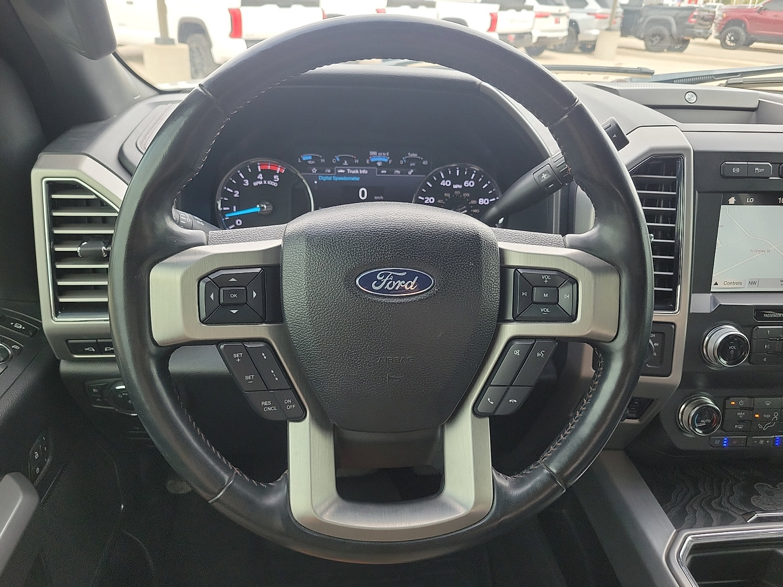 Used 2019 Ford F250 Platinum w/ Platinum Ultimate Package AWD/4WD image 19