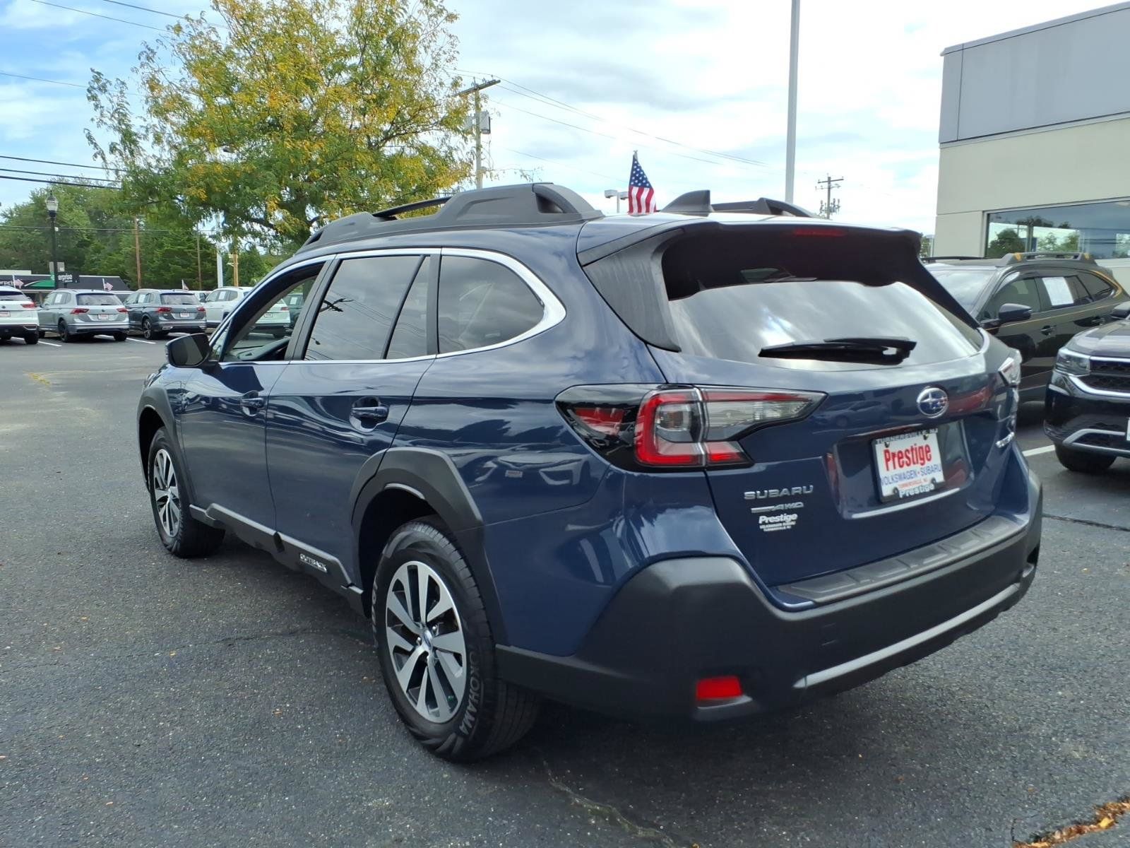 Certified 2024 Subaru Outback Premium w/ Popular Package #1A AWD/4WD image 4