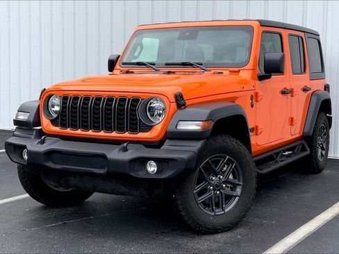 Used 2025 Jeep Wrangler Sport S image 1