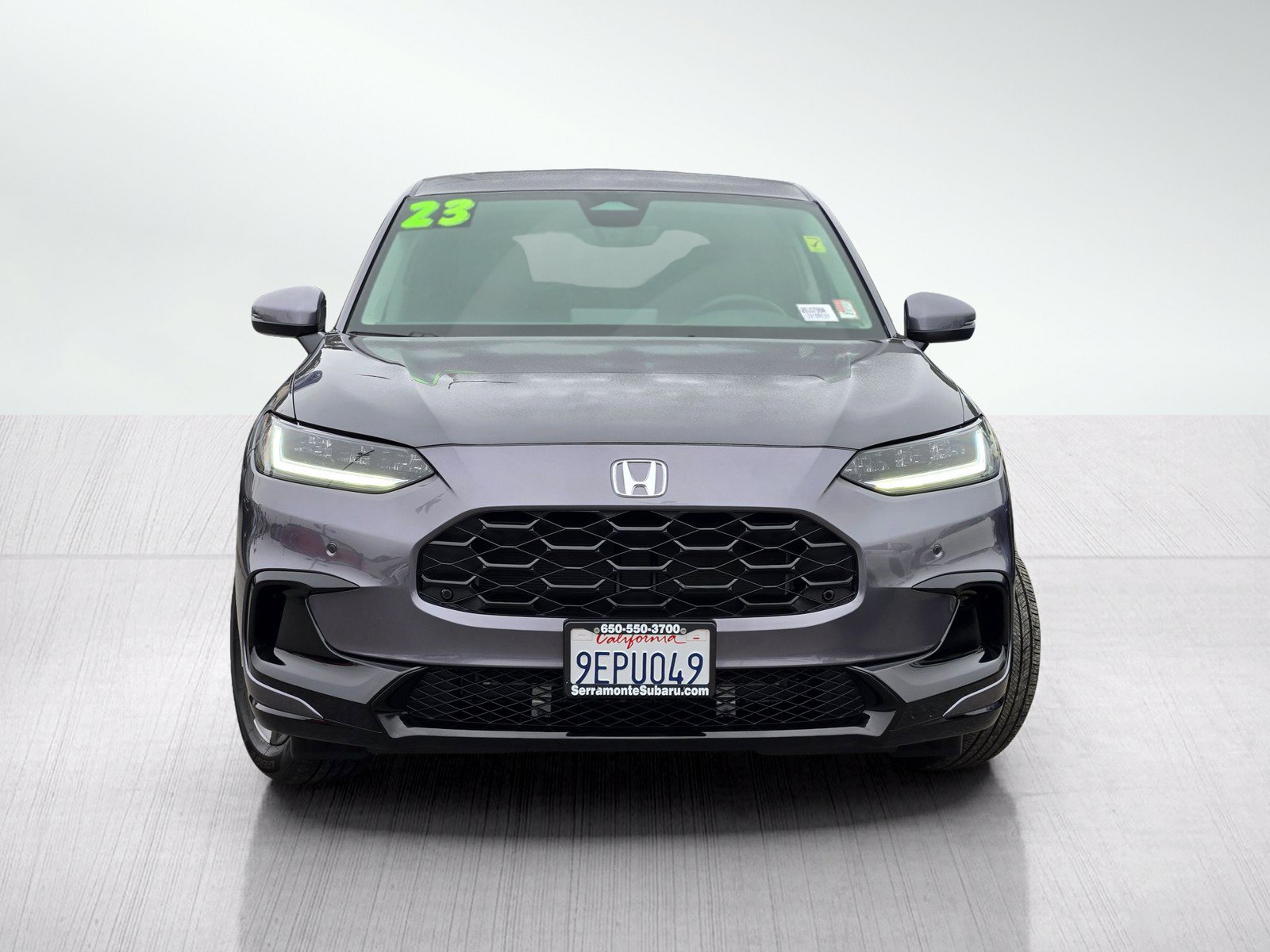 Used 2023 Honda HR-V EX-L image 2