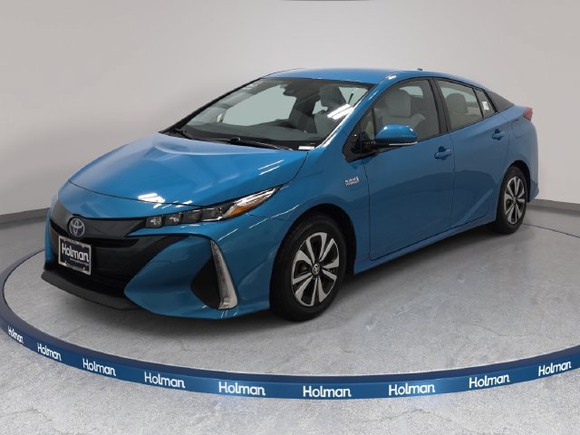 Used 2017 Toyota Prius Prime Premium FWD image 1
