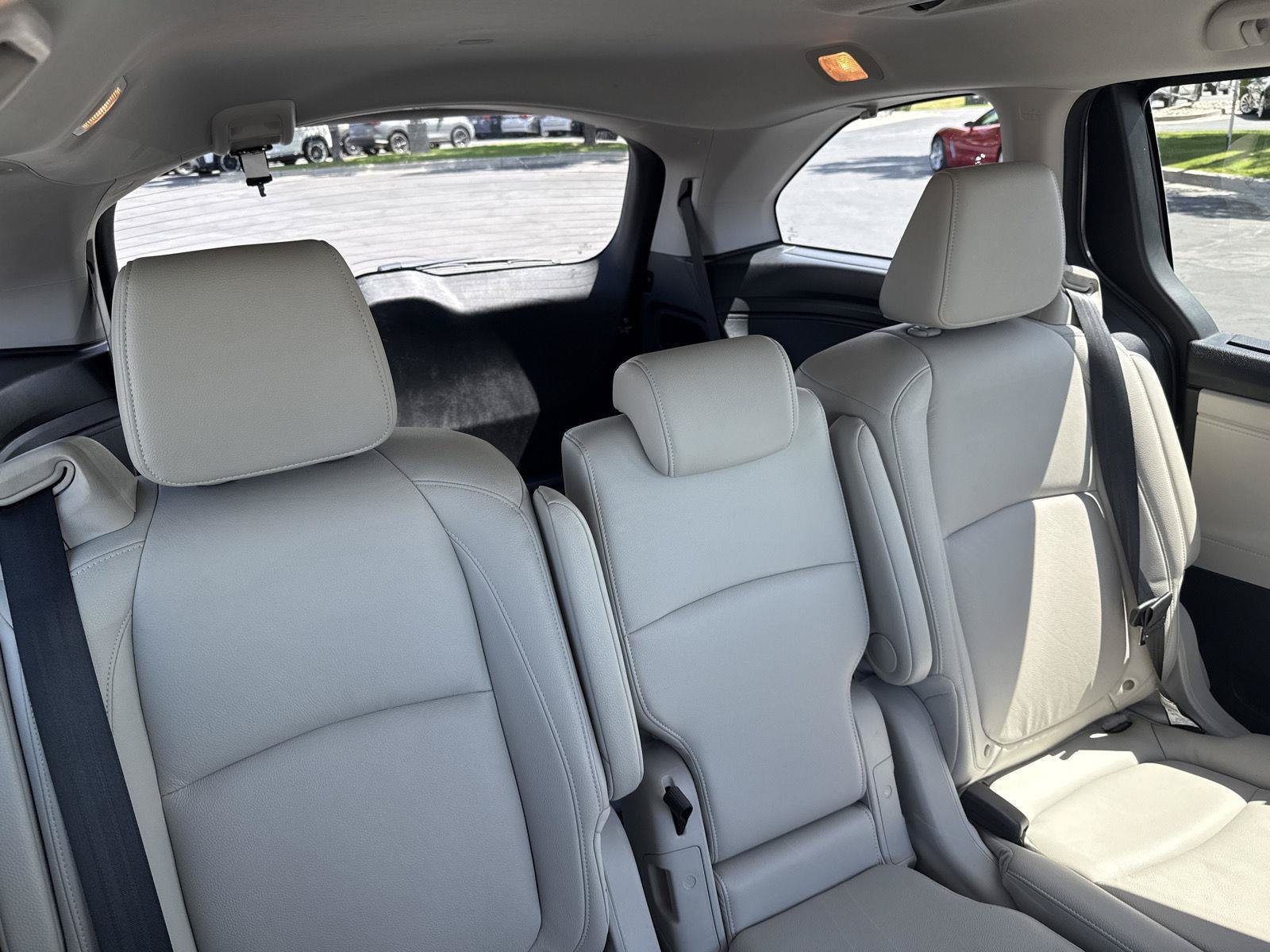 Used 2025 Honda Odyssey EX-L image 30