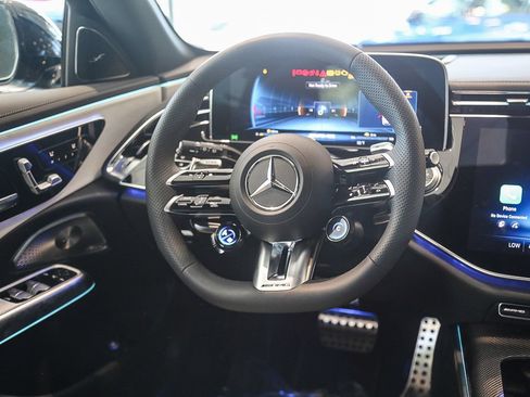 New 2026 Mercedes-Benz E 53 AMG e 4MATIC Wagon image 11