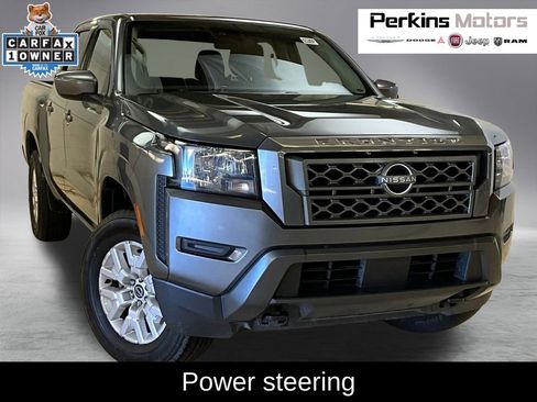 Used 2023 Nissan Frontier SV image 1