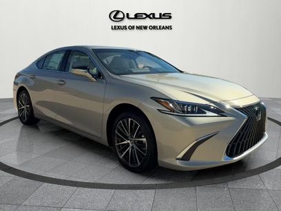 New 2025 Lexus ES 350 w/ Premium Package