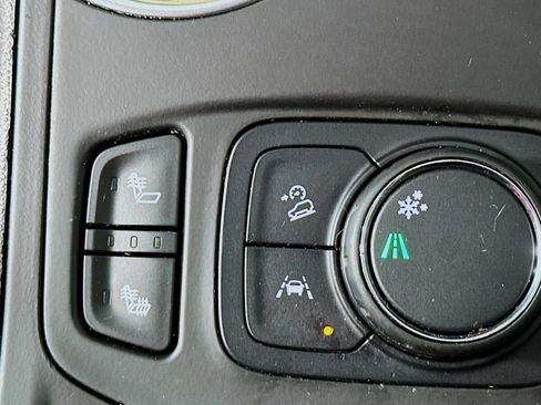 Used 2020 GMC Terrain SLT w/ Preferred Package FWD image 20