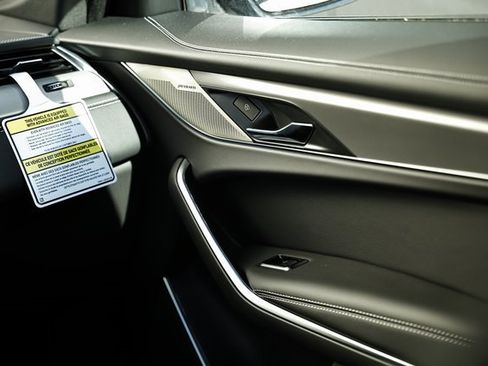 New 2026 Jaguar F-PACE R-Dynamic S image 37