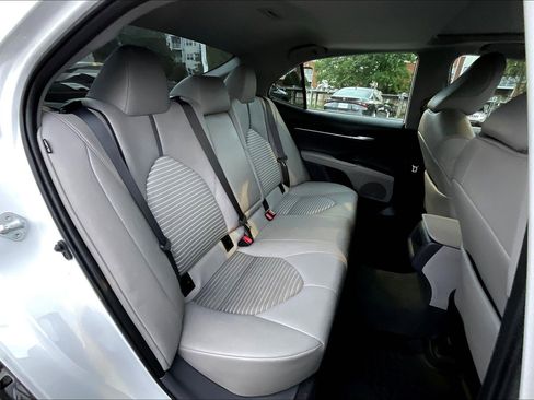 Used 2023 Toyota Camry SE w/ Cold Weather Package image 26