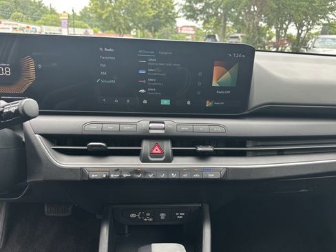 Certified 2025 Kia K4 FWD image 33