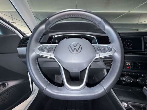 Used 2024 Volkswagen Jetta SE w/ Panoramic Sunroof Package FWD image 15
