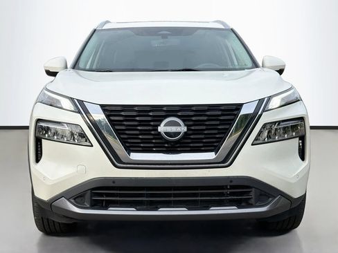 Used 2023 Nissan Rogue SL w/ SL Premium Package FWD image 3