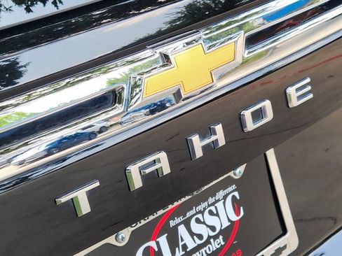 Used 2024 Chevrolet Tahoe LT w/ Luxury Package RWD image 9