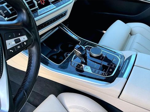 Used 2019 BMW X5 xDrive40i w/ Convenience Package image 15