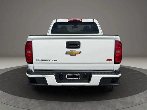 Used 2020 Chevrolet Colorado W/T w/ WT Convenience Package RWD image 5