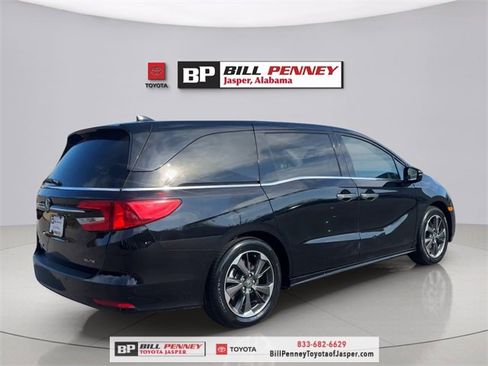 Used 2023 Honda Odyssey Elite image 5