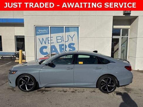 Used 2022 Honda Accord Sport image 4