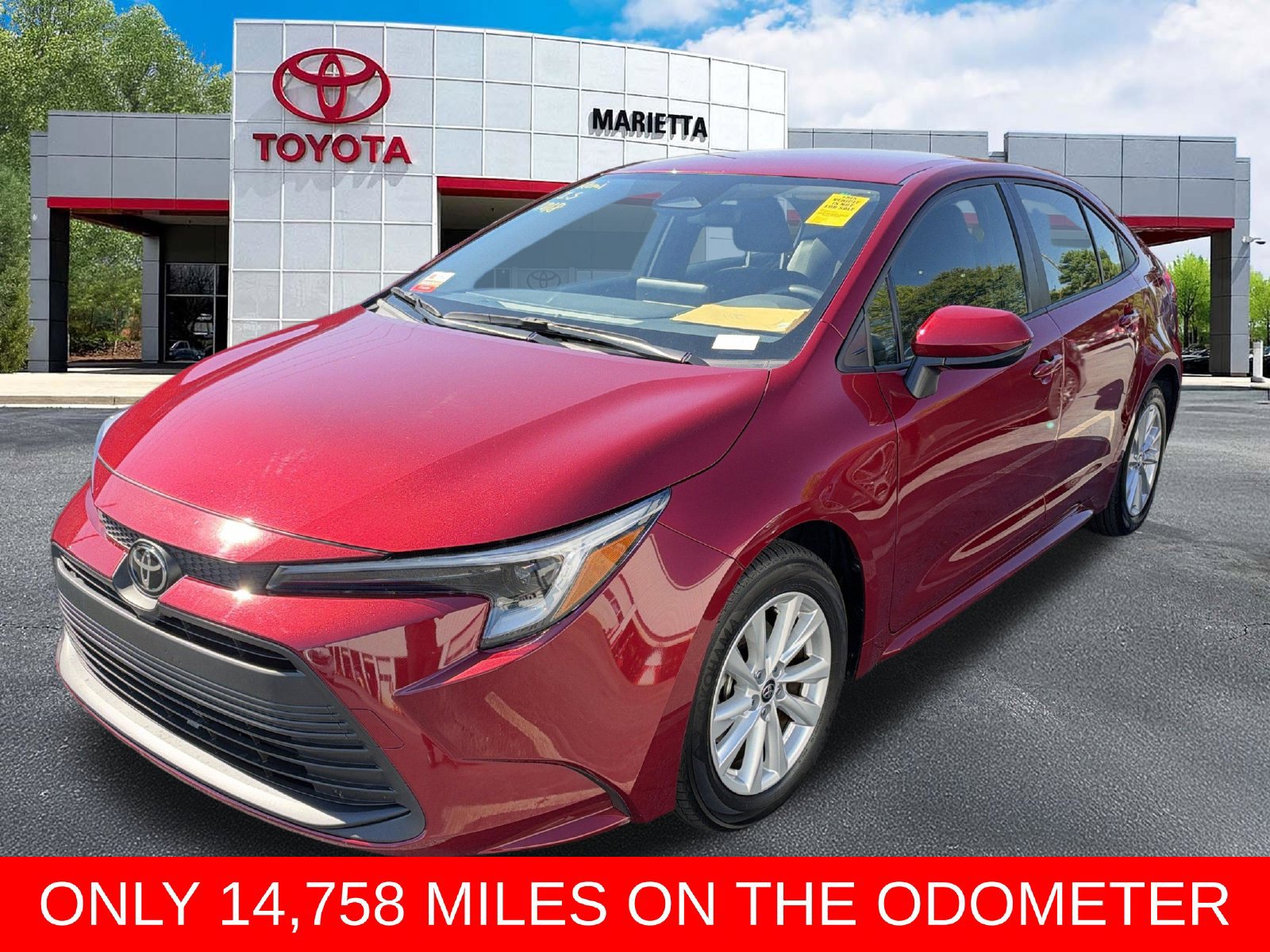 Used 2026 Toyota Corolla LE w/ LE Premium Package FWD image 3