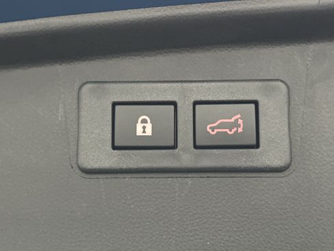 Used 2024 Subaru Outback Wilderness w/ Wilderness Package image 15