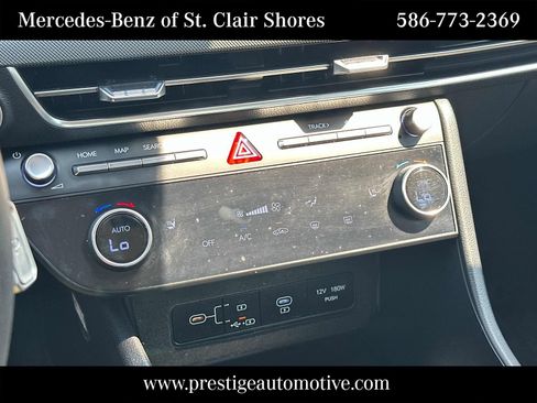 Used 2025 Hyundai Sonata SEL FWD image 31