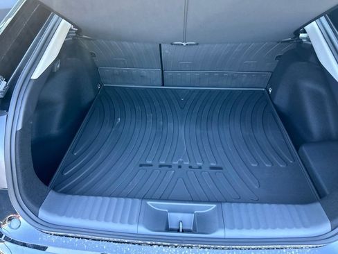 New 2026 Toyota Prius Plug-In Hybrid FWD image 26