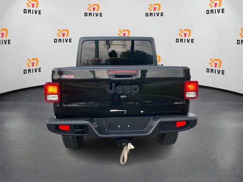 Used 2022 Jeep Gladiator Sport AWD/4WD image 6