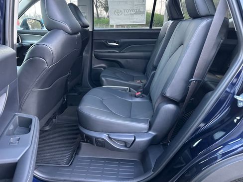 New 2026 Toyota Grand Highlander AWD image 27