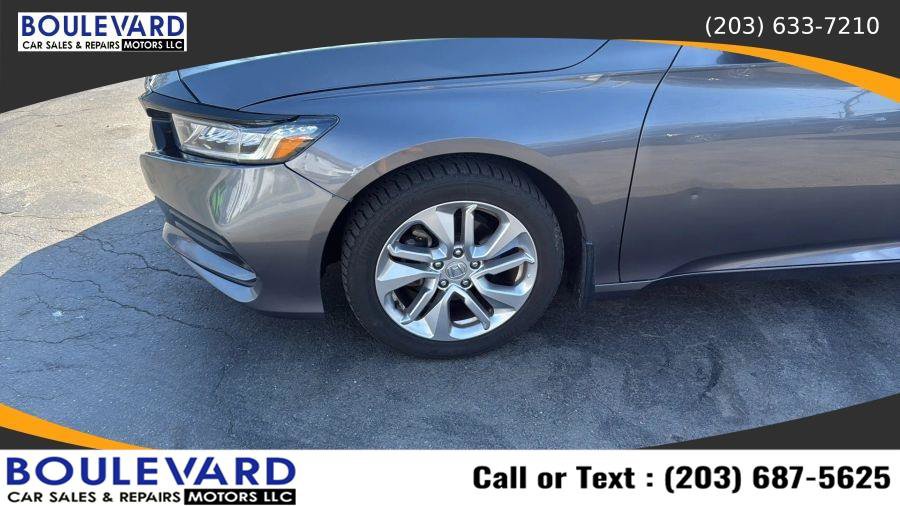 Used 2018 Honda Accord LX image 9