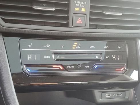 New 2026 Volkswagen Jetta SE image 29