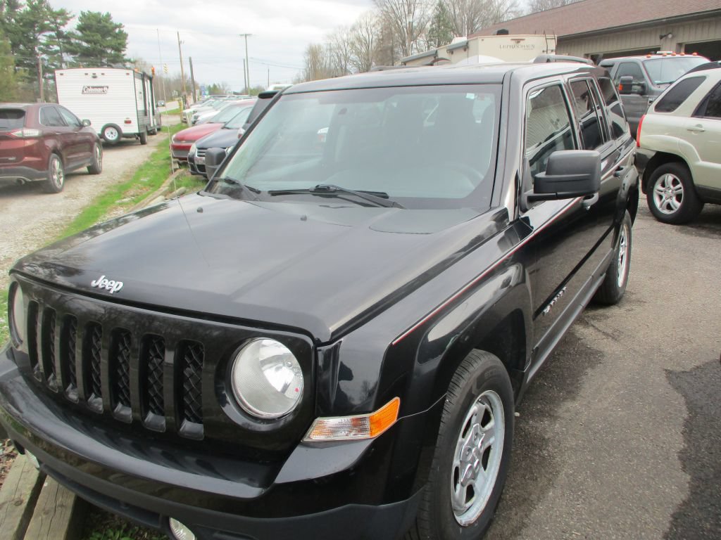 Used 2014 Jeep Patriot Sport FWD image 3